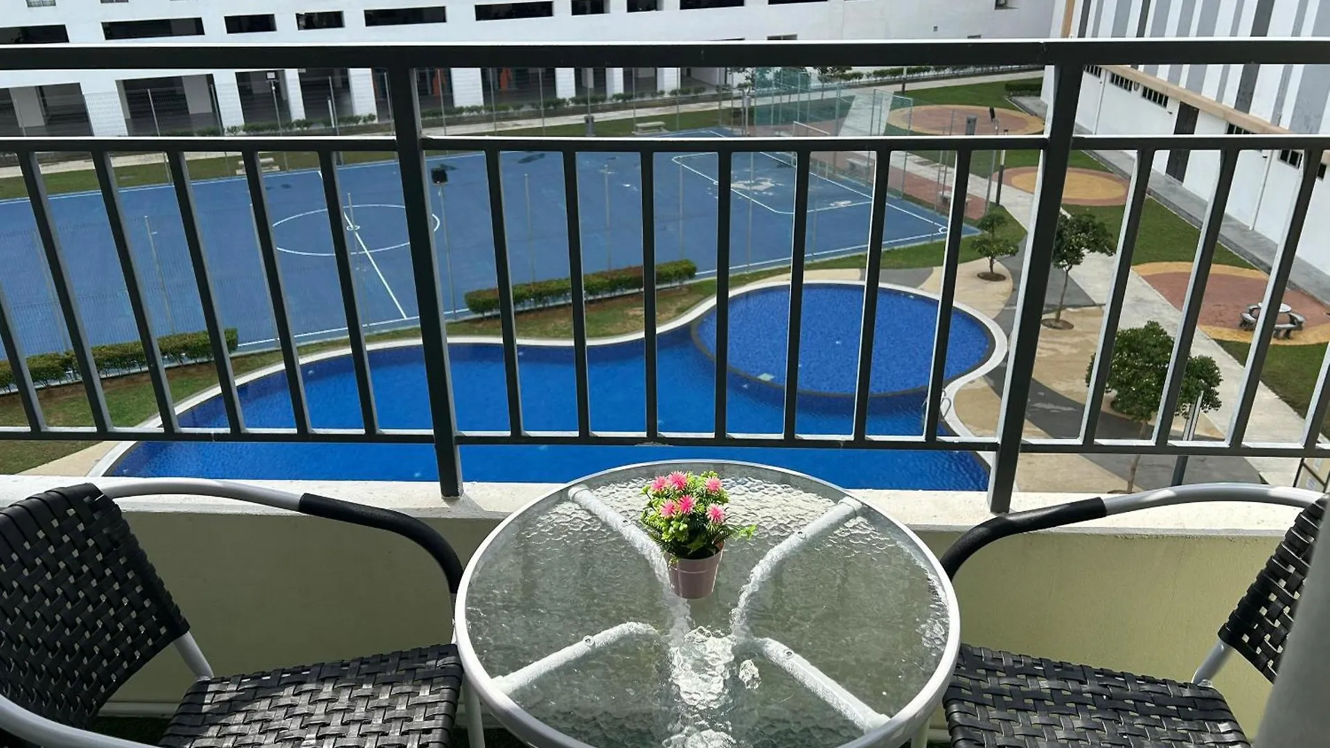 Hazel Luxe Apartment Permatang Pauh